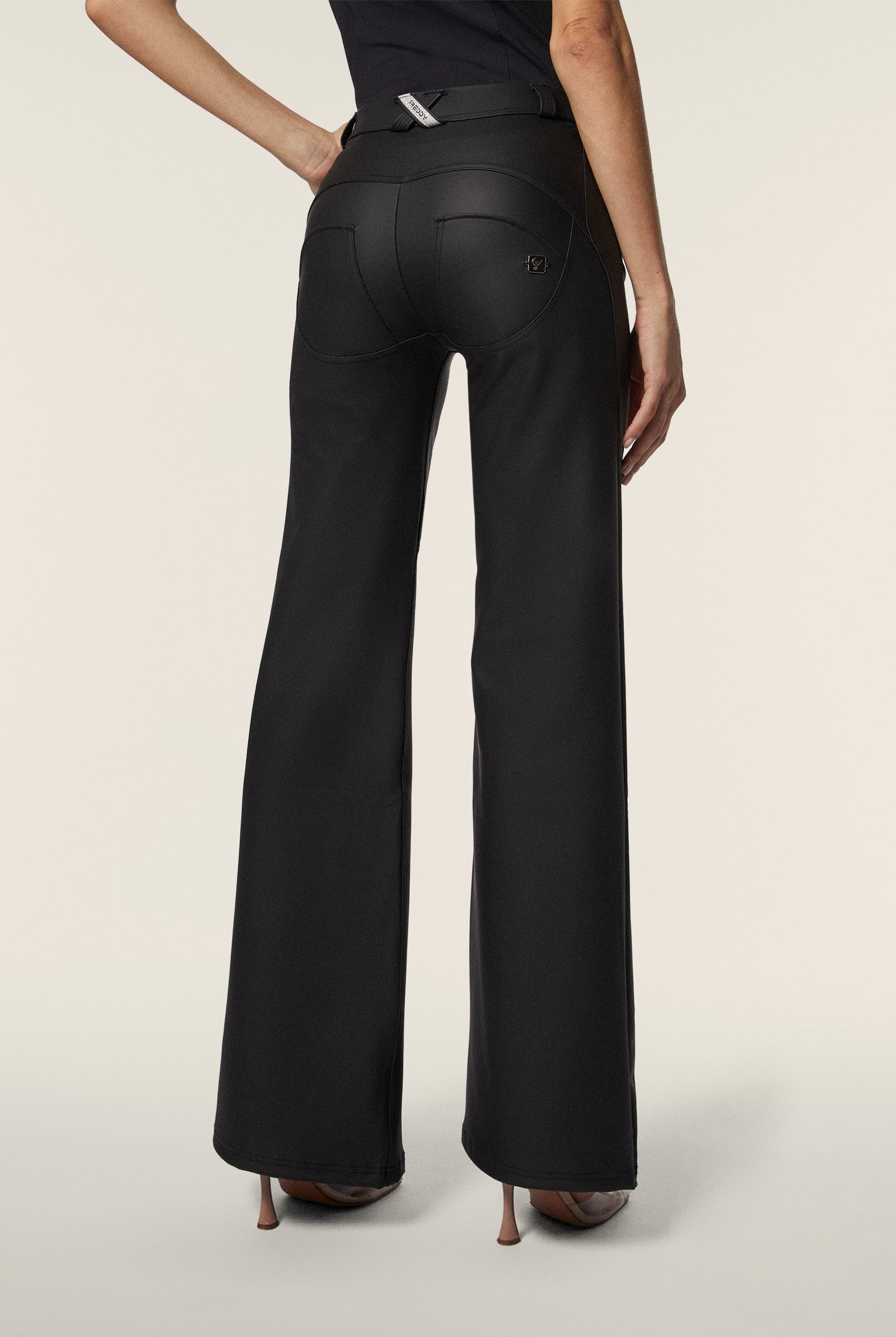 WR.UP® Push-Up - Vegan Leather